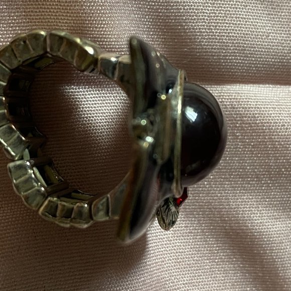 Costume Rings - Picture 4 of 6